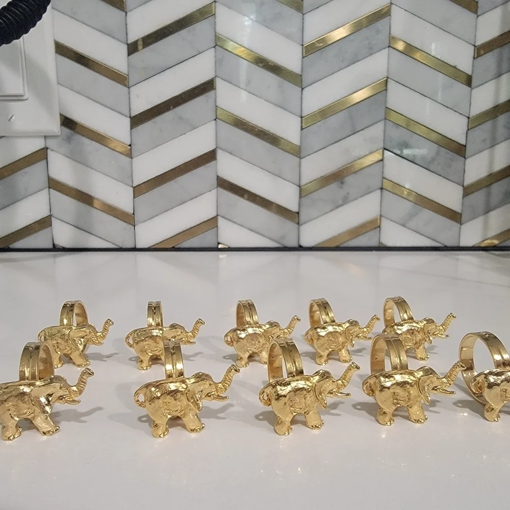 Lot of 10 Gold Color Costume Jewelry Elephant Rings Adjustable Sizing Delta